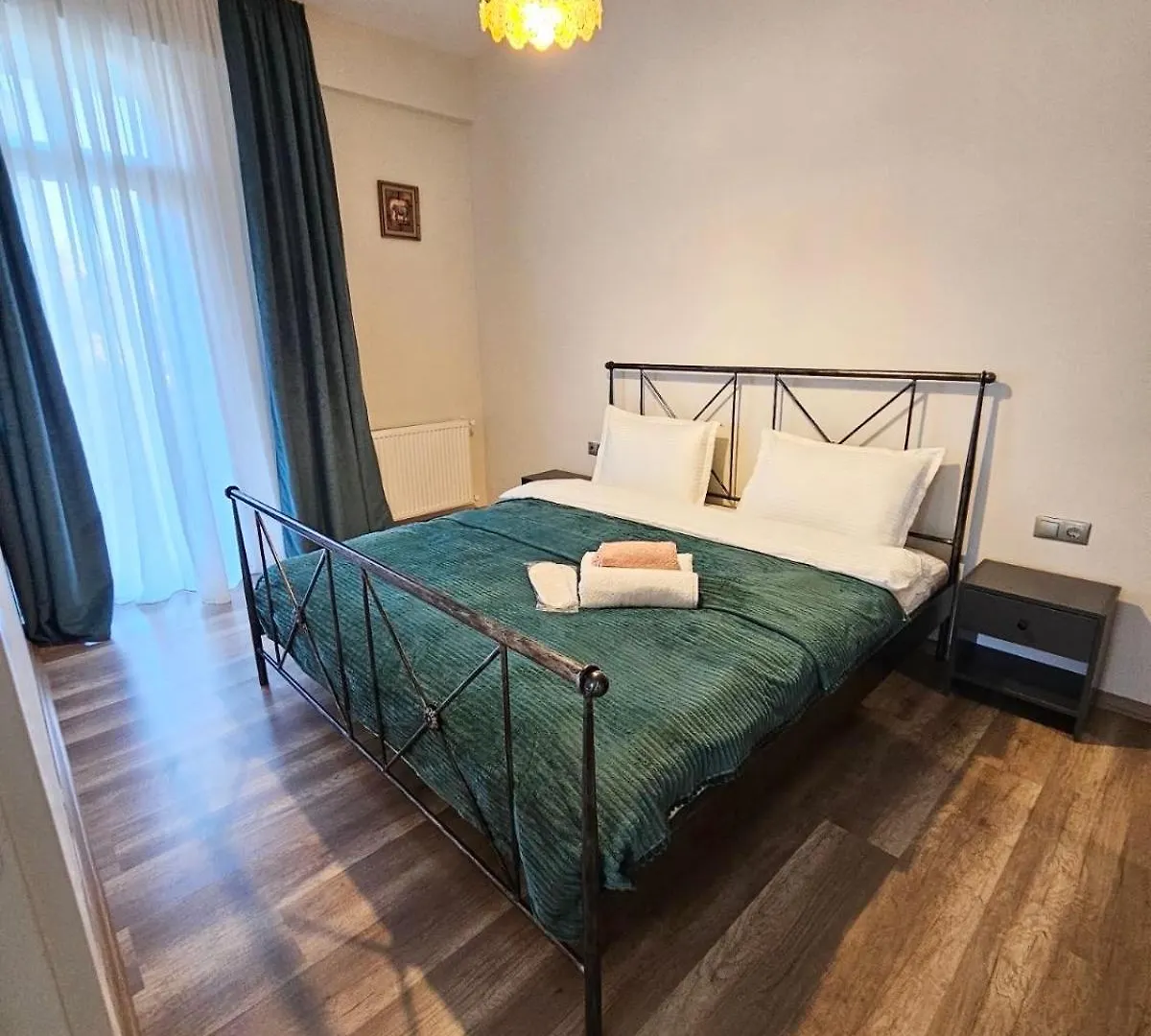 Apartment In Tbilisi “Green Budapest “