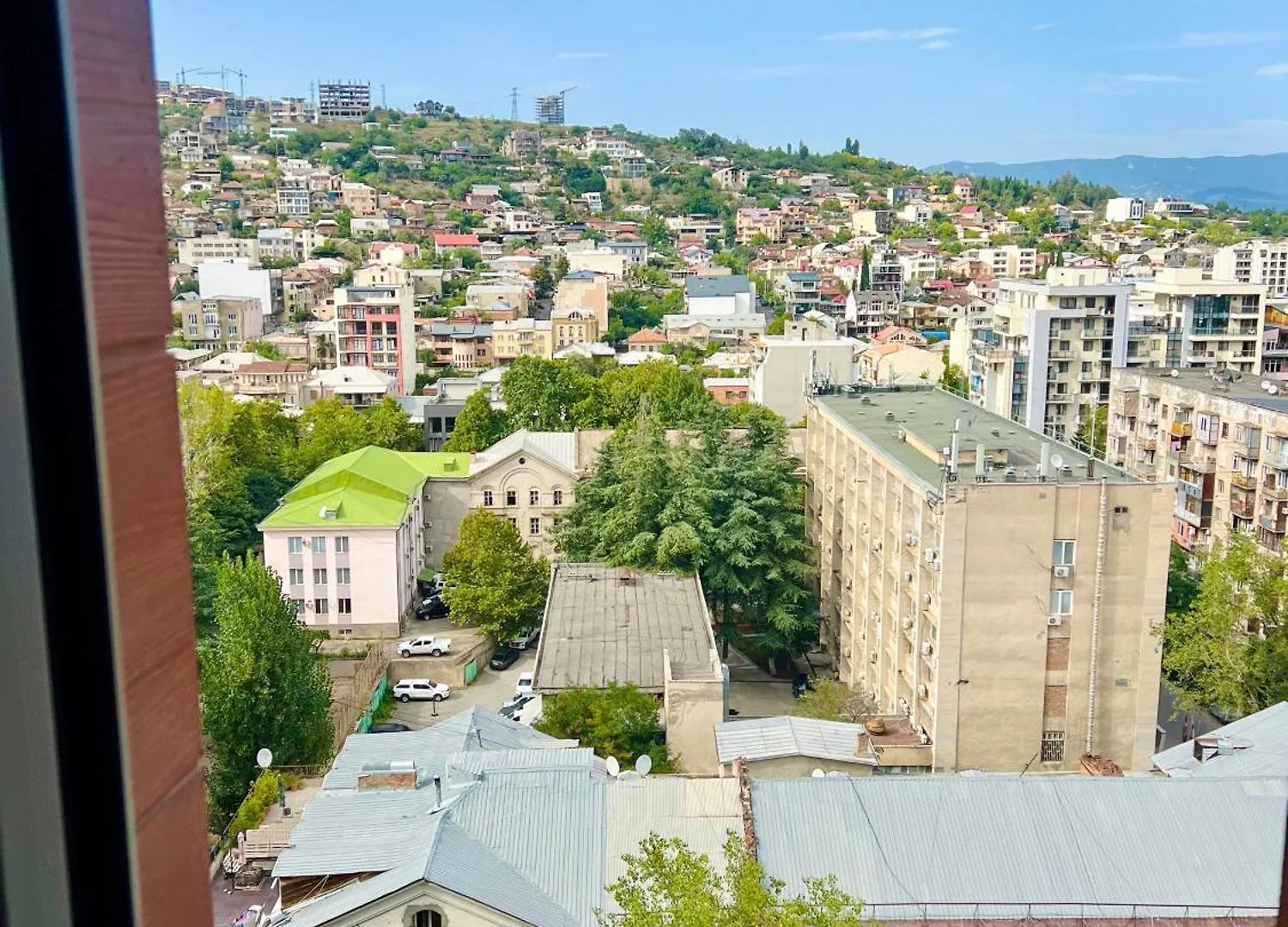 Apartment In Tbilisi “Green Budapest “ Georgia